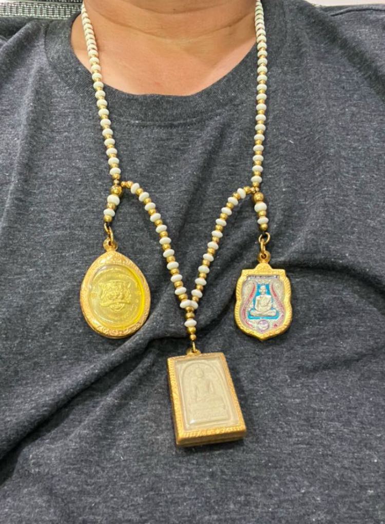 駝骨配不銹鋼鍍金珠3掛佛牌鍊