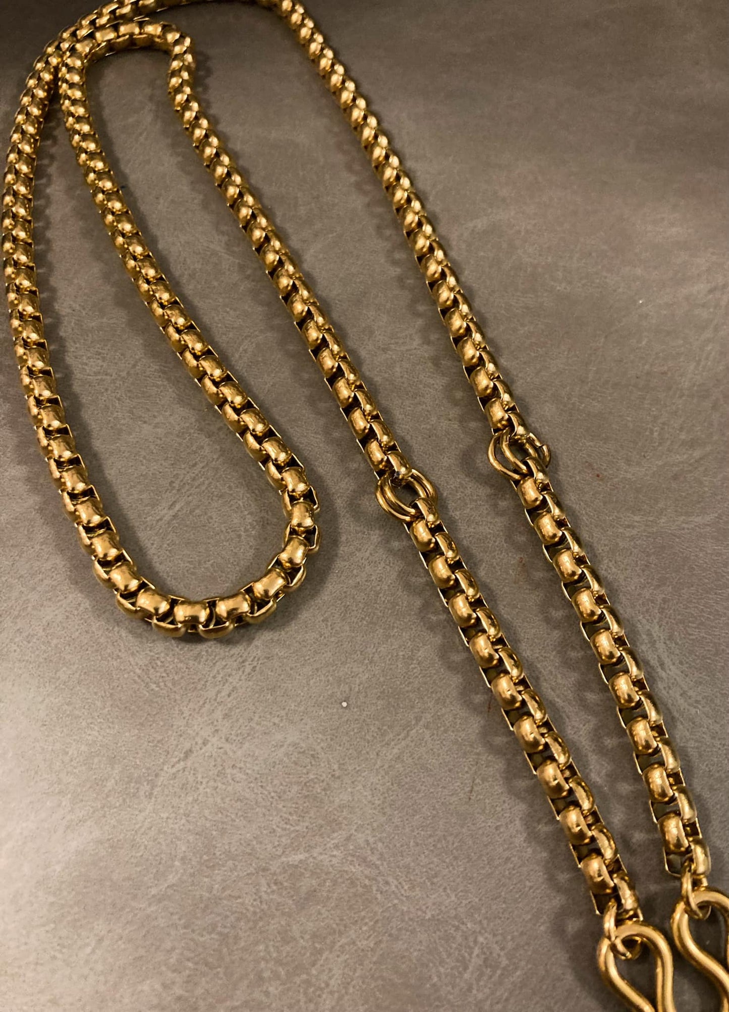 3掛不銹鋼金佛牌鍊