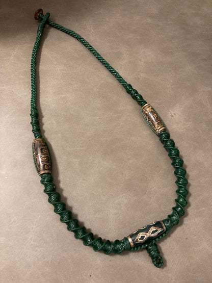 單掛蠟繩佛牌鍊