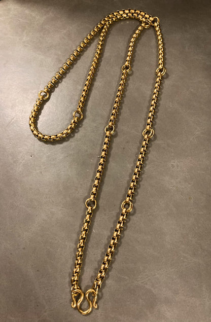 11掛不銹鋼金佛牌鏈 （前9後2）