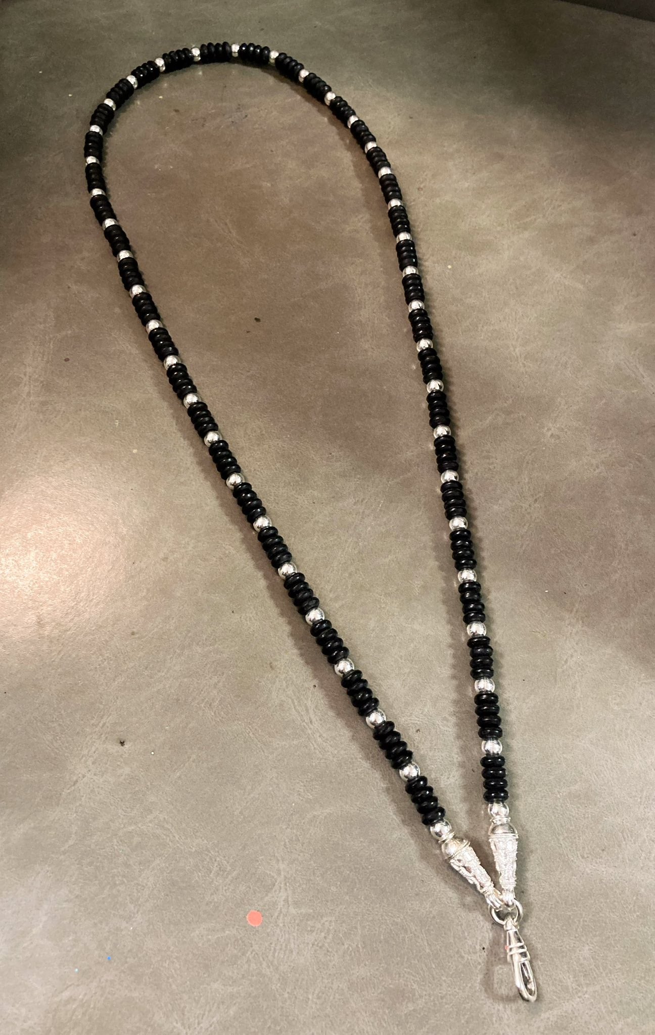 單掛椰殻間90銀珠佛牌鏈