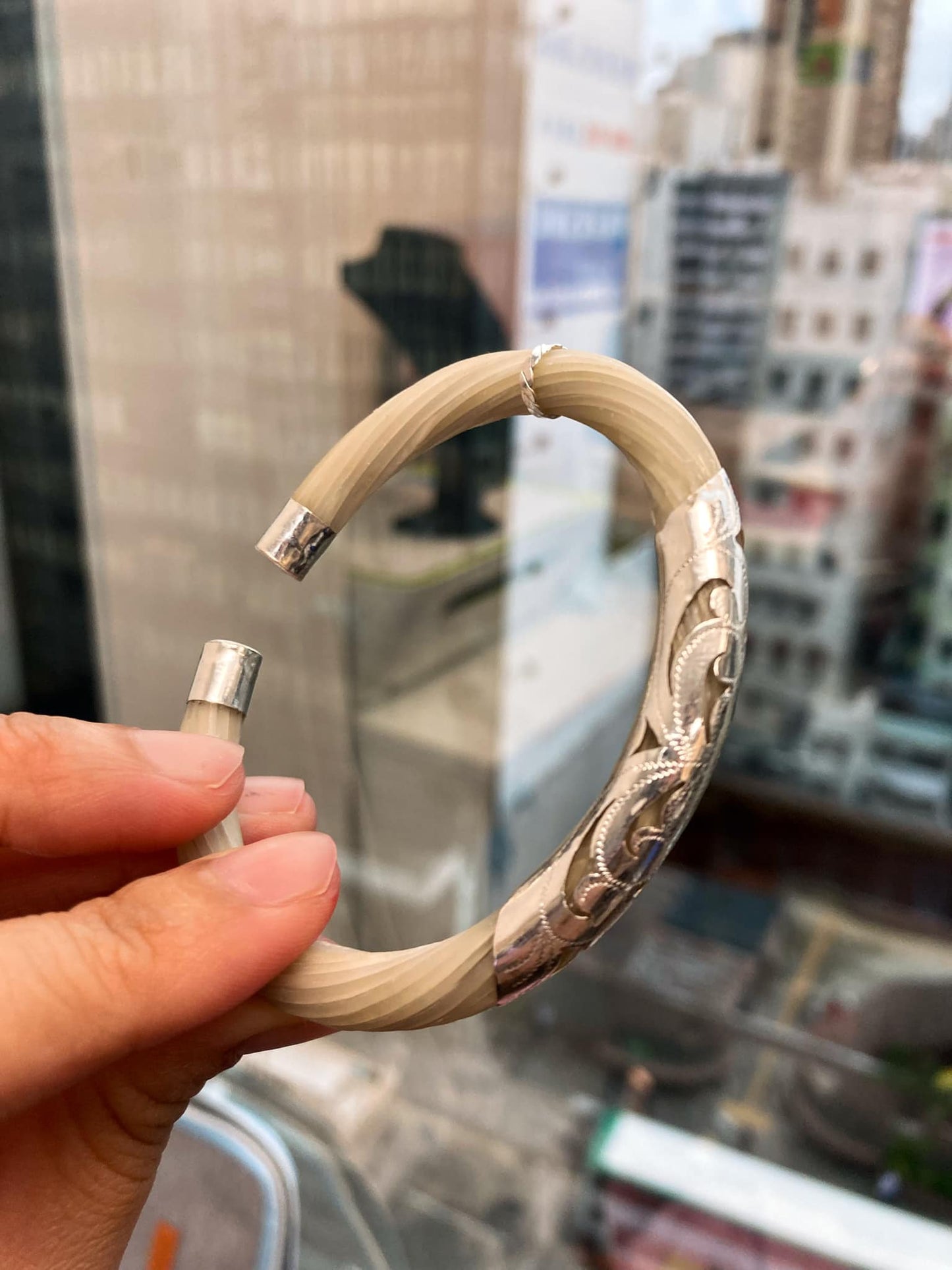 白象尾毛編織925銀扣手鐲